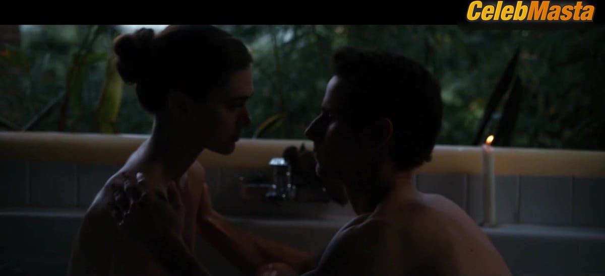 Jenny Boyd nude/sexy scene in Hex