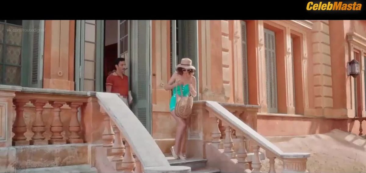 Luisana Lopilato nude/sexy scene in Los Que Aman Odian