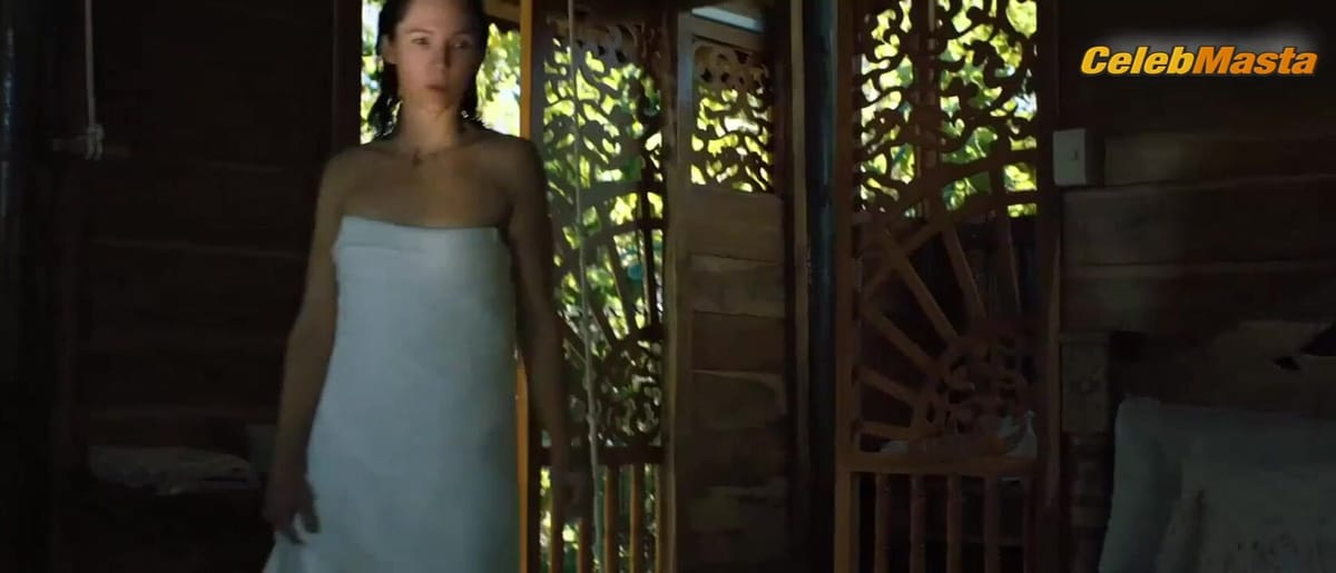 Jessica Collins nude/sexy scene in Echo 3