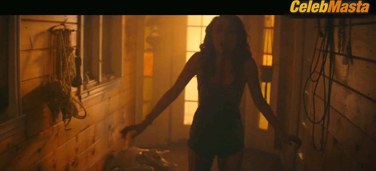 Juliette Goglia in Fog City