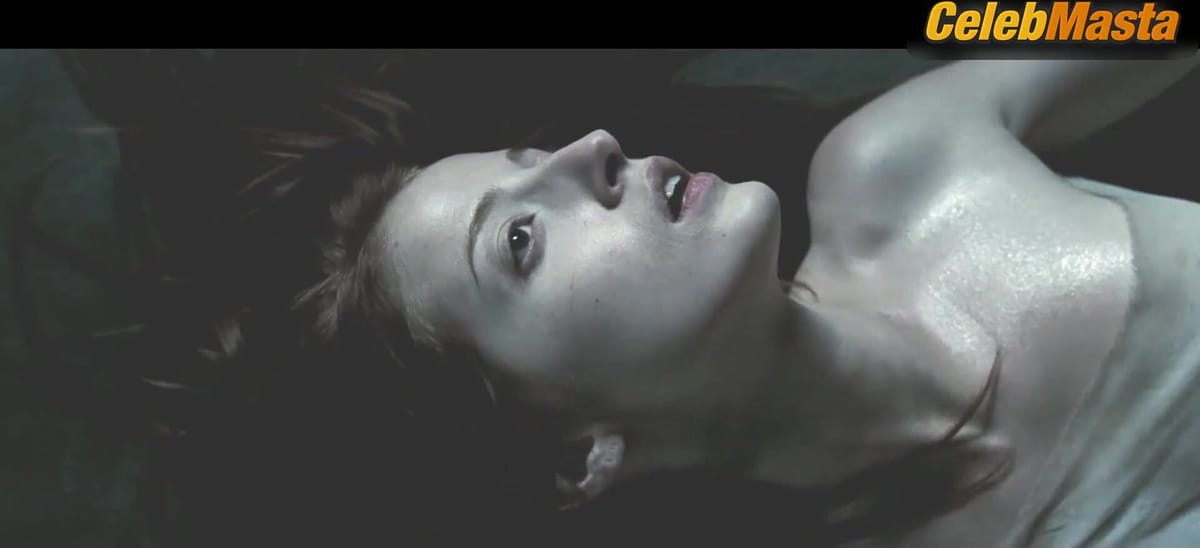 Kelly Craig in 300
