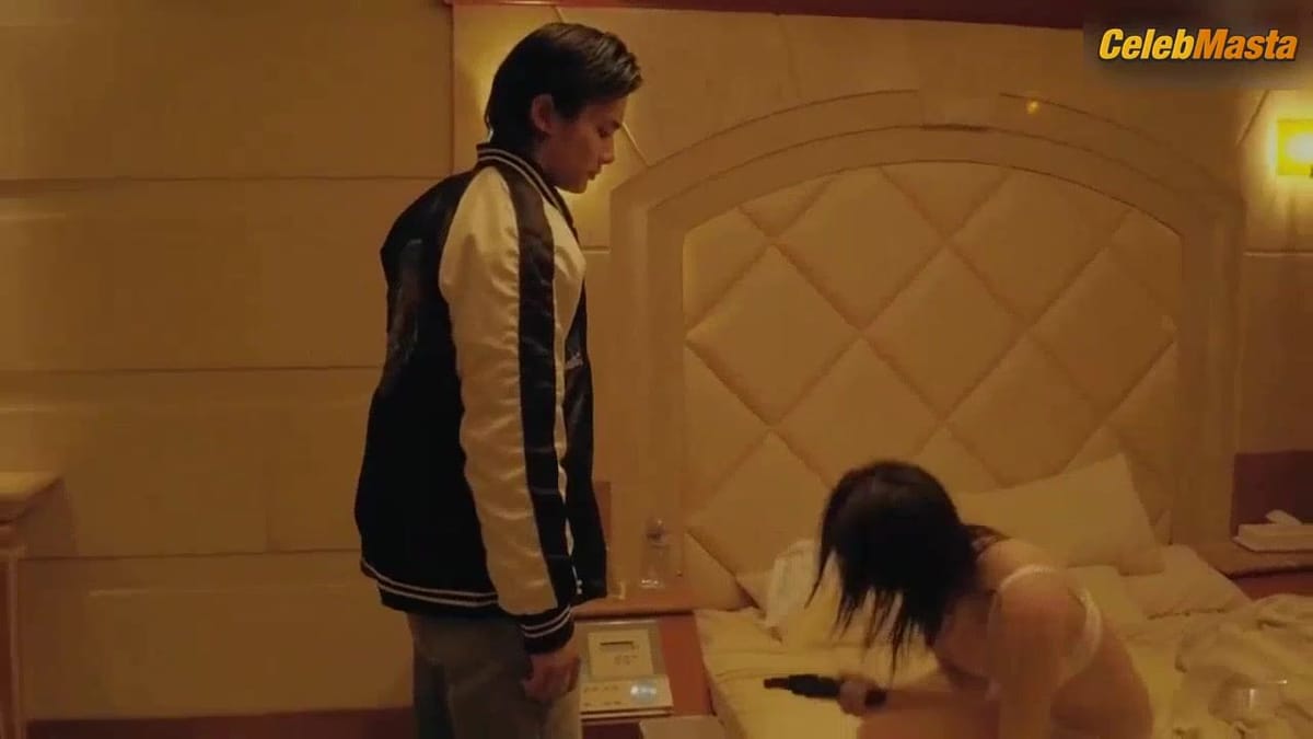 Yurina Yanagi in Junpei, Think Again