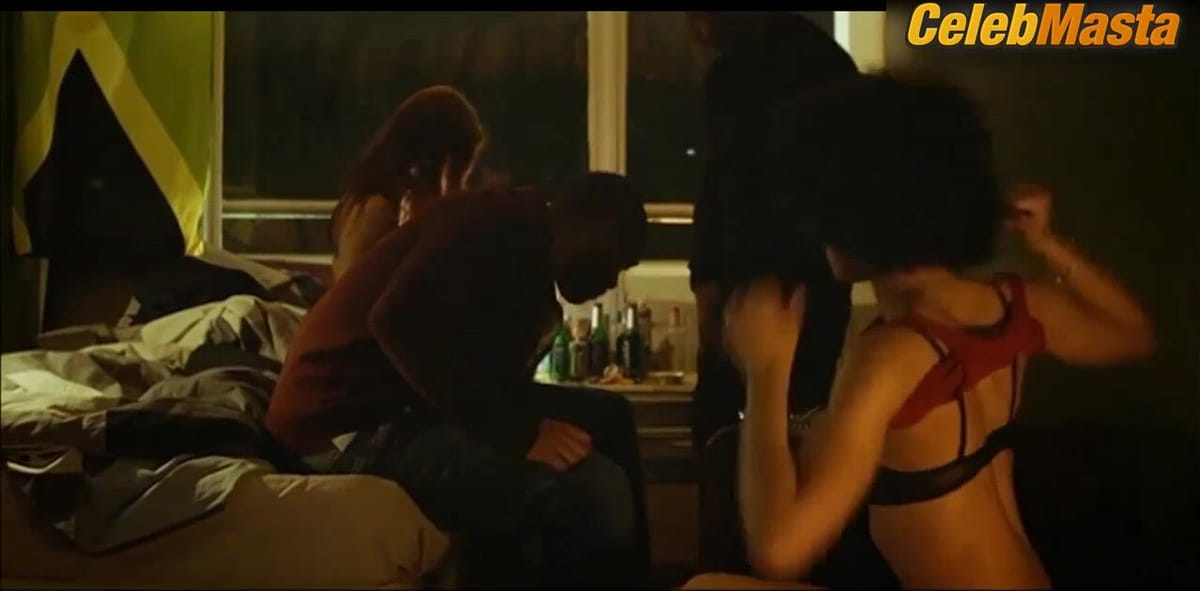 Elarica Johnson nude/sexy scene in Top Boy