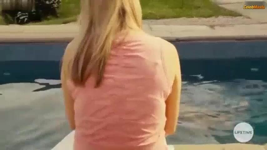 Jasper Polish nude/sexy scene in Escaping The Nxivm Cult A Mother's Fight To Save Her Daughter