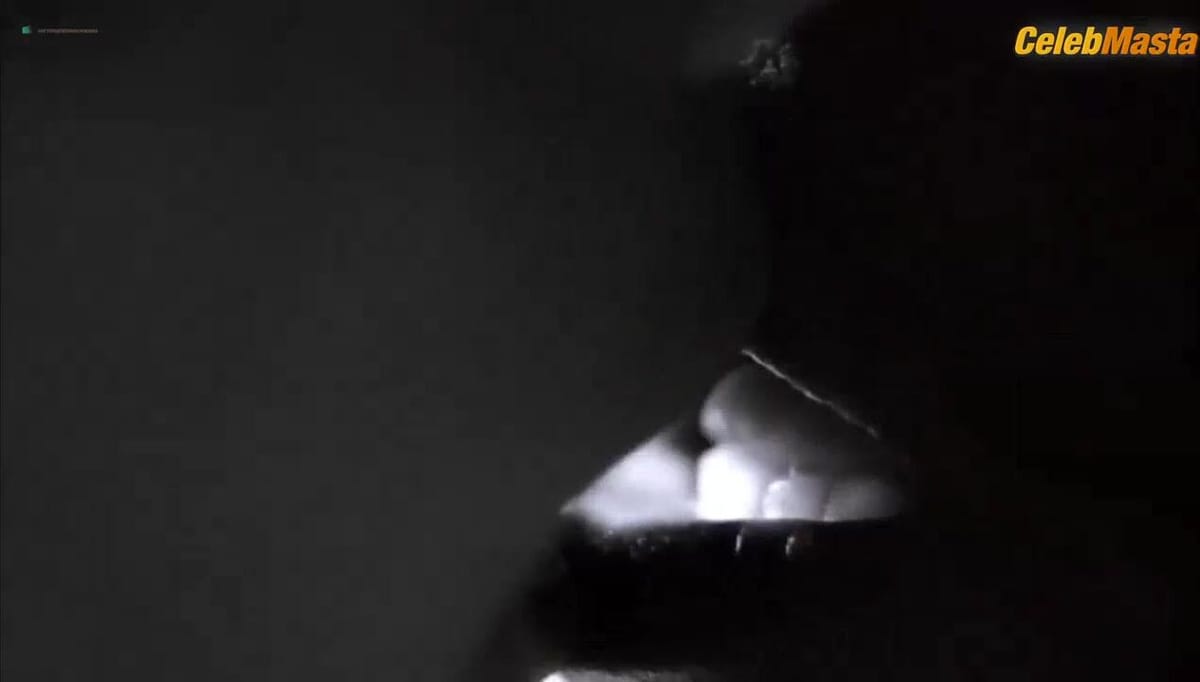 Ann Magnuson nude/sexy scene in The Caveman's Valentine