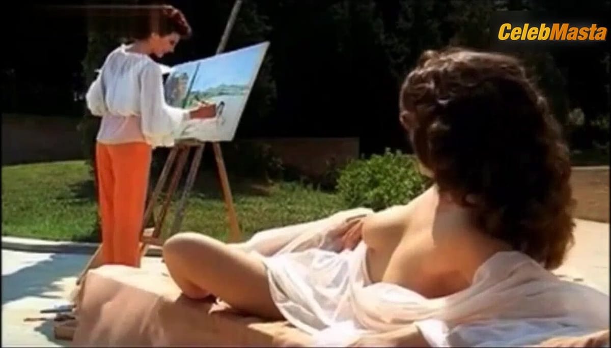 Debora Cali nude/sexy scene in Malu E Lamante