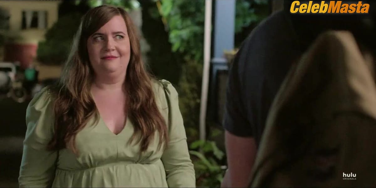 E.r. Fightmaster, Lolly Adefope nude/sexy scene in Shrill