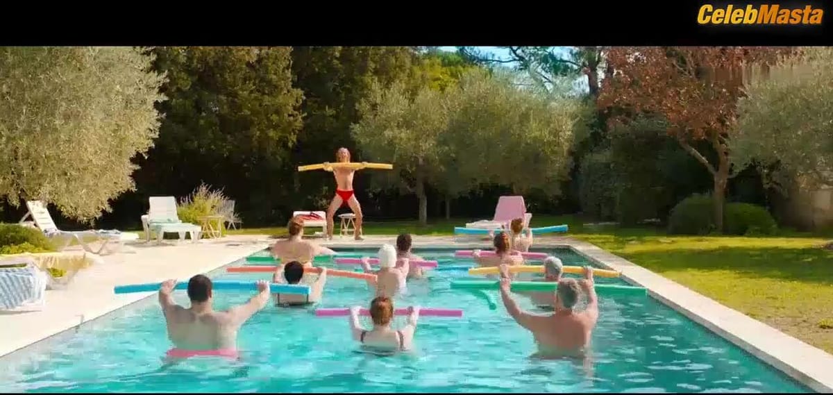 Julia Piaton in Big Is Beautiful