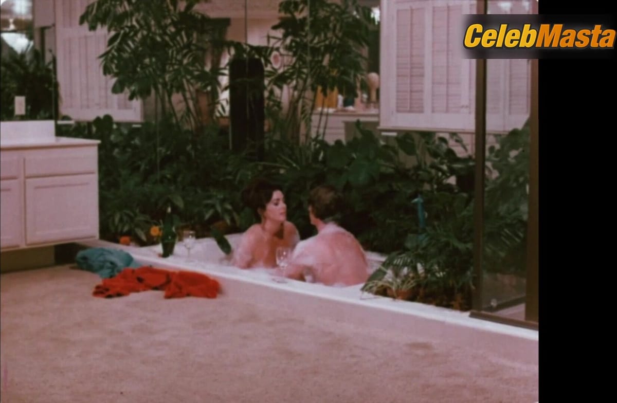 Edy Williams nude/sexy scene in Dr. Minx