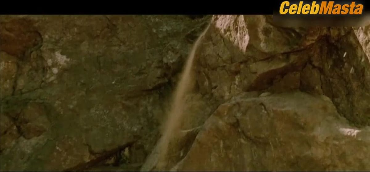 Susie Cusack in Short Cuts (1993)