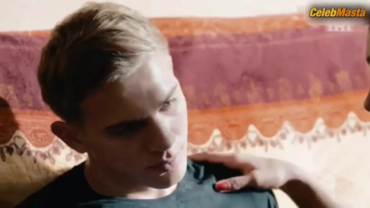 Olga Dibtseva nude/sexy scene in Ozabochennye Ili Lyubov Zla