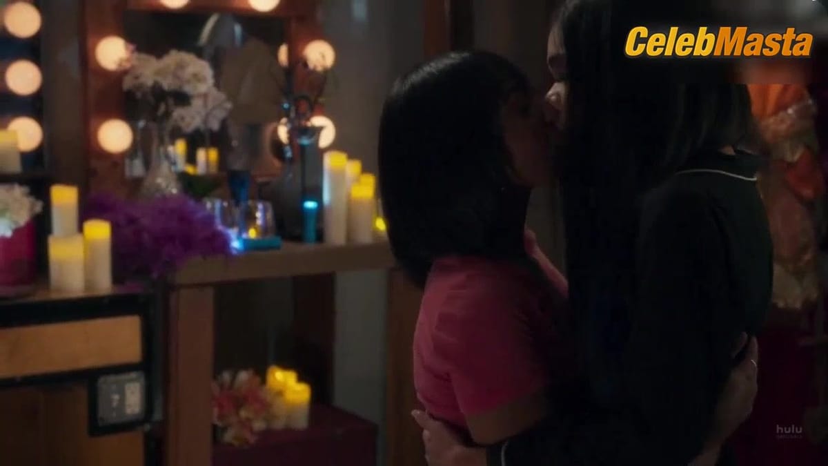 Teala Dunn, Tetona Jackson nude/sexy scene in All Night