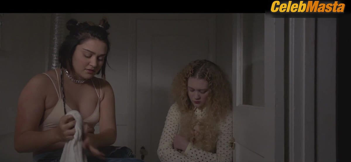 Ariela Barer in Ladyworld (2019)