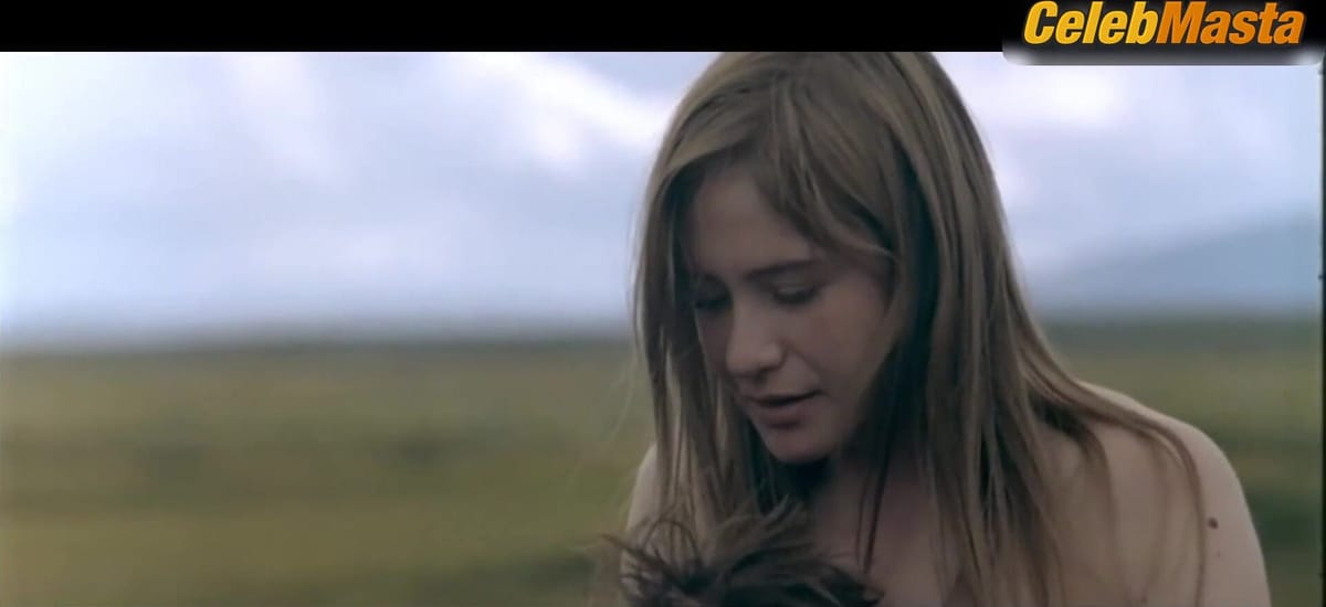 Julia Jentsch in Schneeland