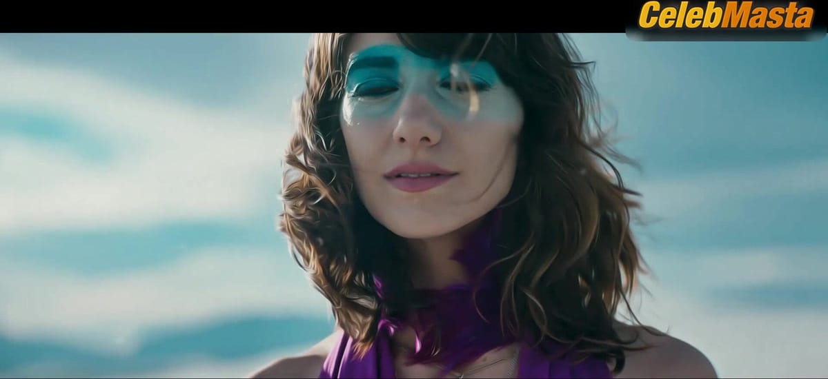 Sheila Vand in The Wave