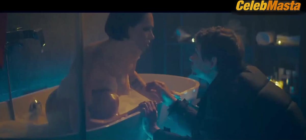 Nastasya Samburskaya nude/sexy scene in Maks I Gus