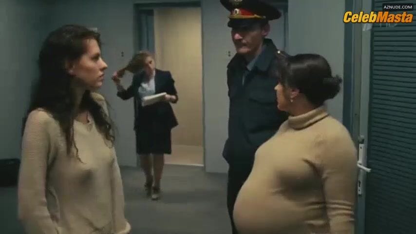 Lyanka Gryu in Mama Detektiv