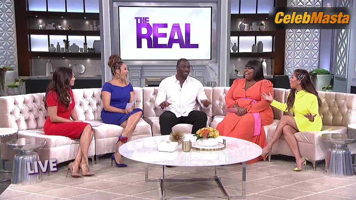 Jeannie Mai in The Real