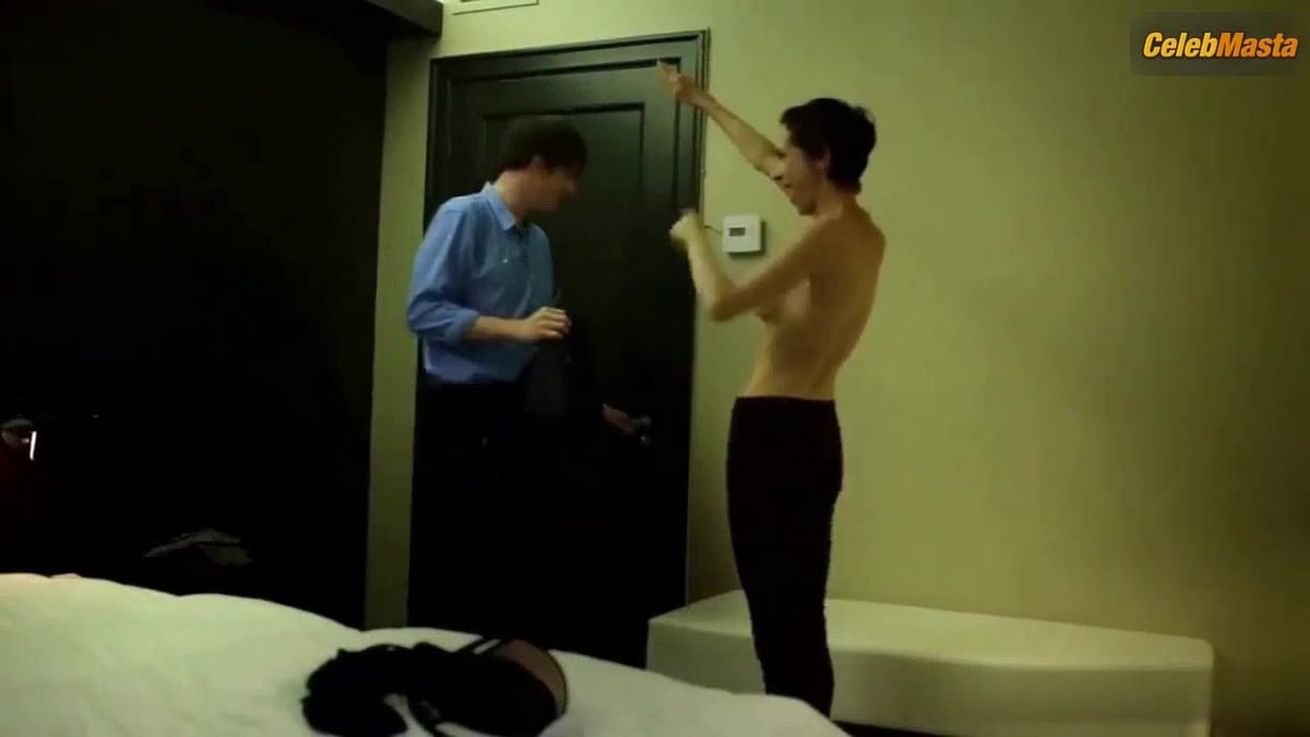 Laura Silverman in Midnight Sex Run