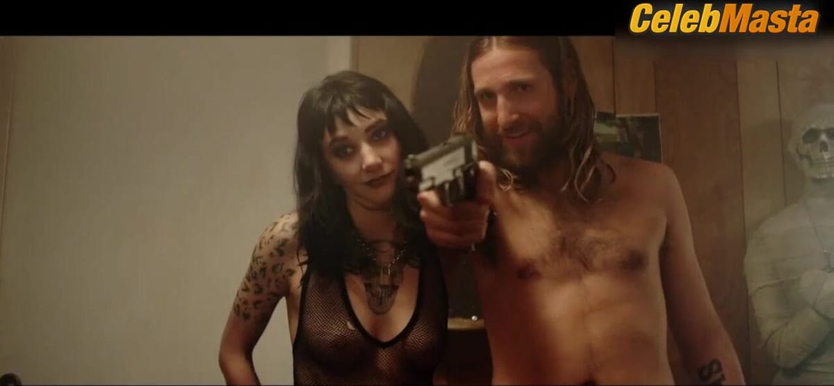Sheila Vand in 68 Kill (2017)