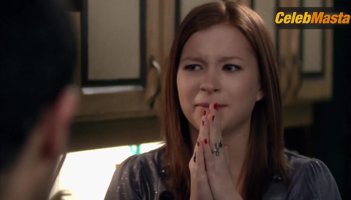 Lauren Collins in Degrassi The Next Generation