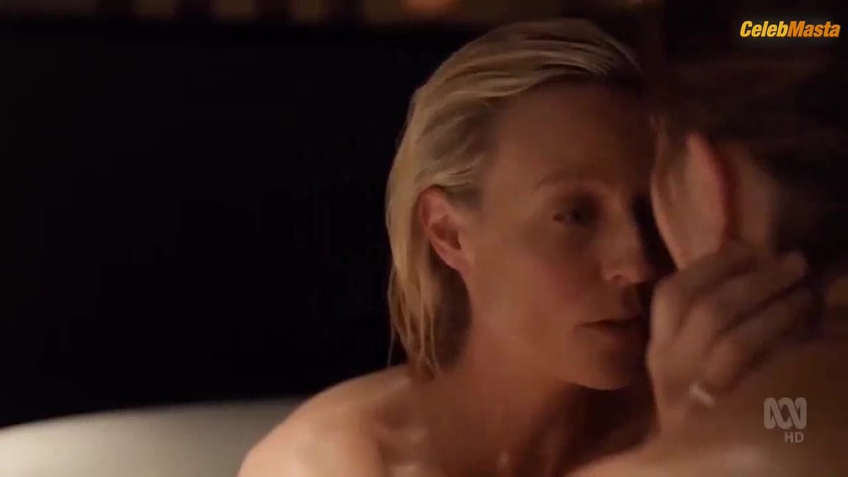 Marta Dusseldorp in Janet King