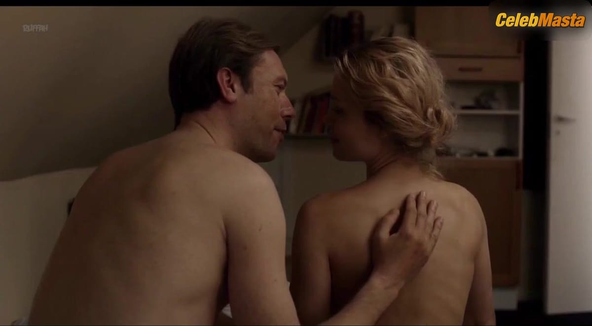 Helle Fagralid nude/sexy scene in Sorrow And Joy