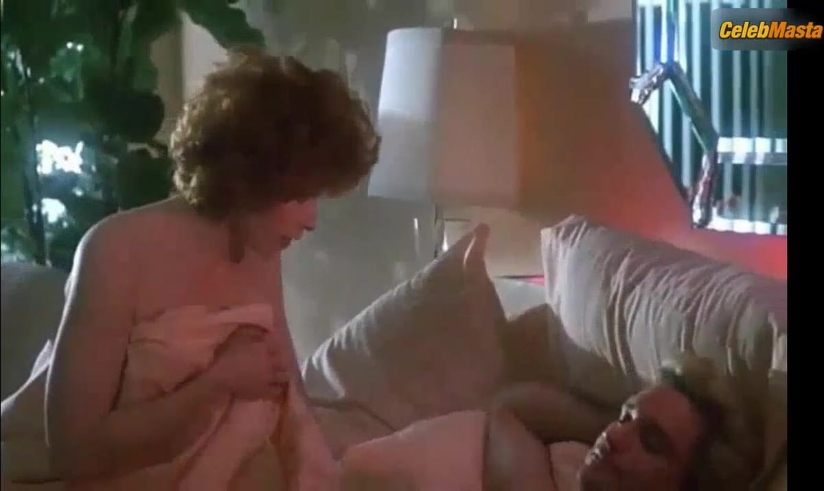 Anita Morris nude/sexy scene in Ruthless People