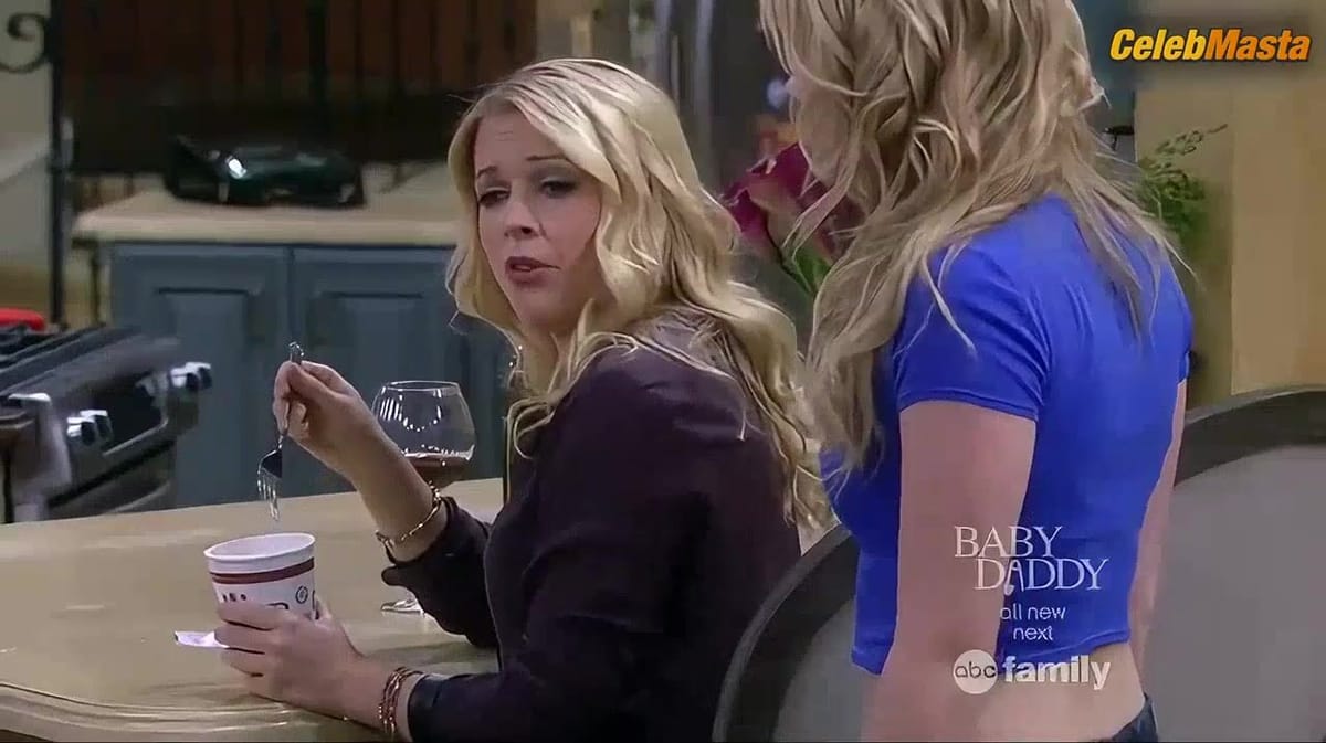 Taylor Spreitler in Melissa & Joey