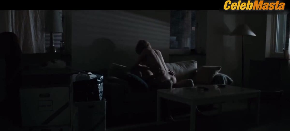 Sonja Richter nude/sexy scene in Bad Faith