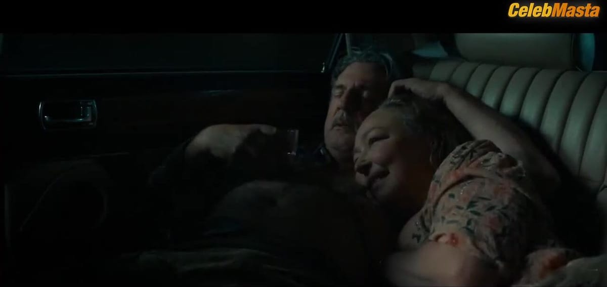 Catherine Frot in Qui M'aime Me Suive (2006)