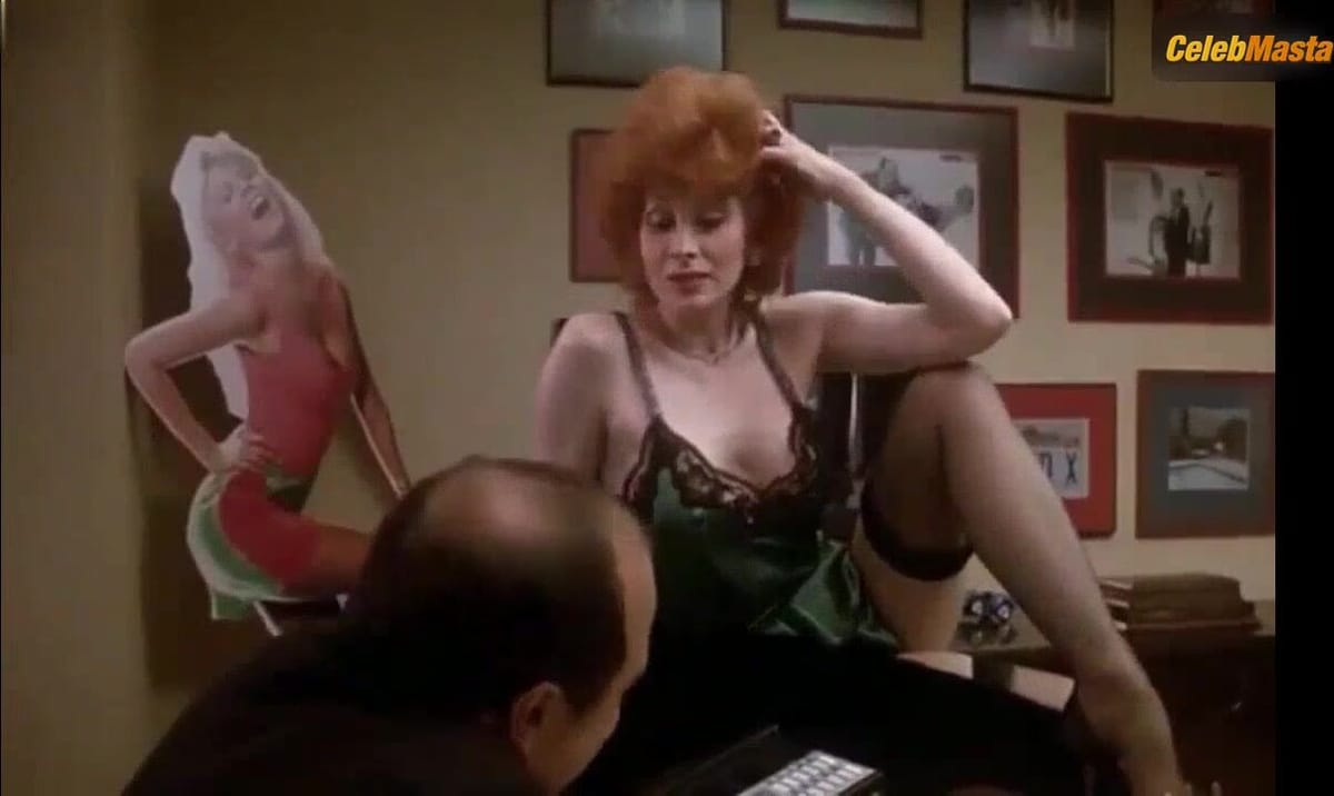 Anita Morris nude/sexy scene in Ruthless People