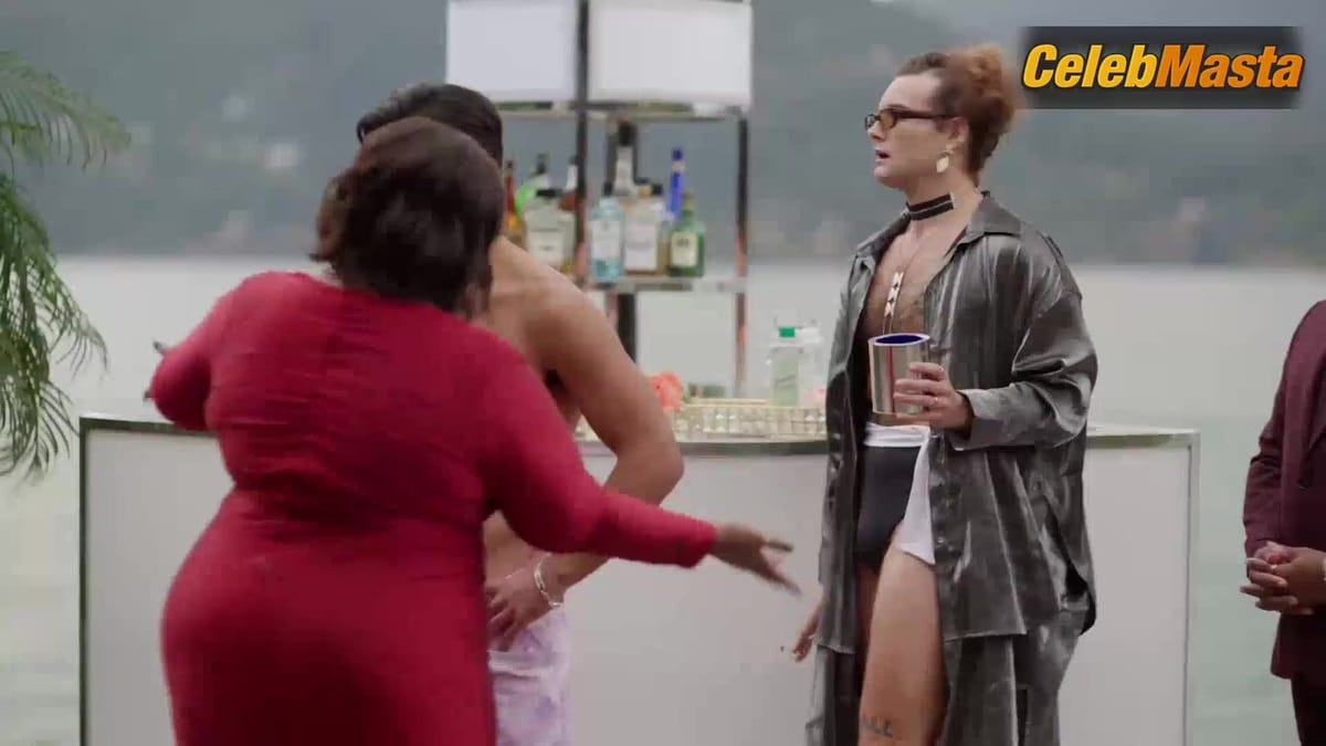 Loren Lott in Binged To Death