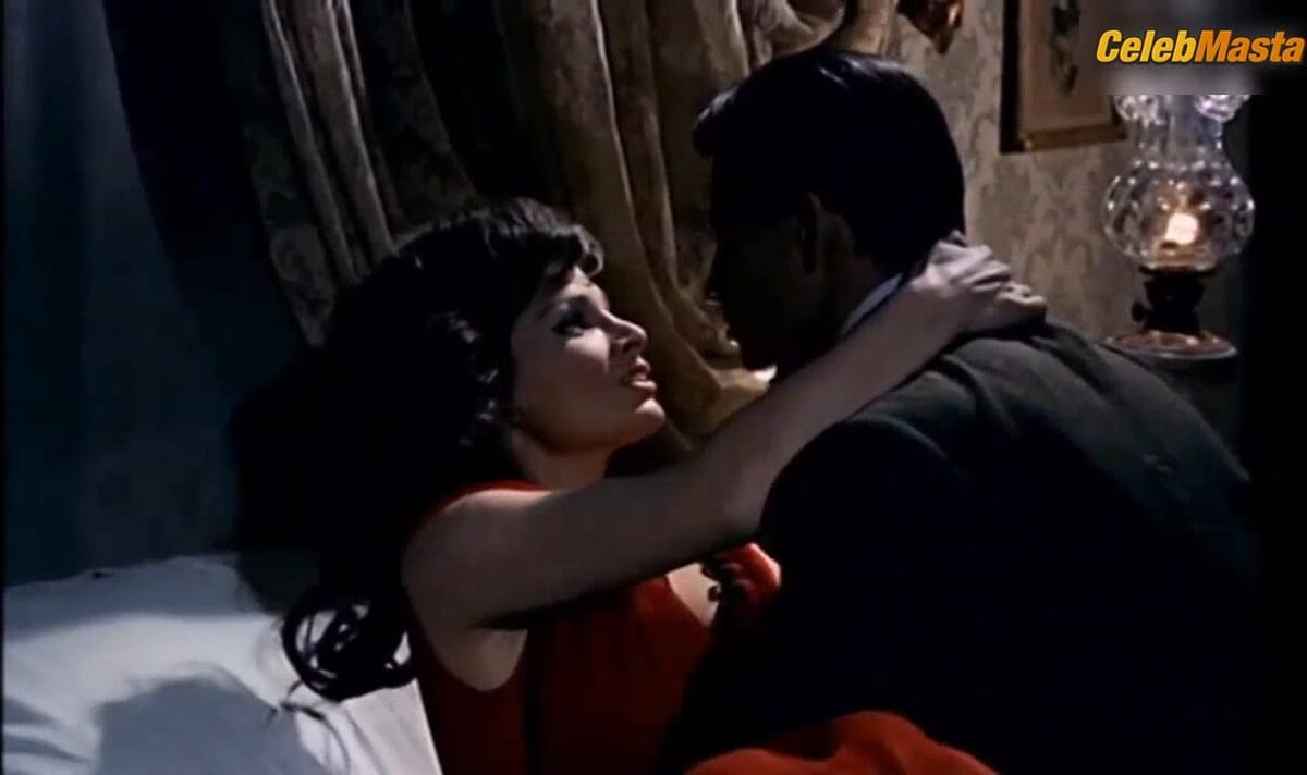 Scilla Gabel in Mill Of The Stone Women