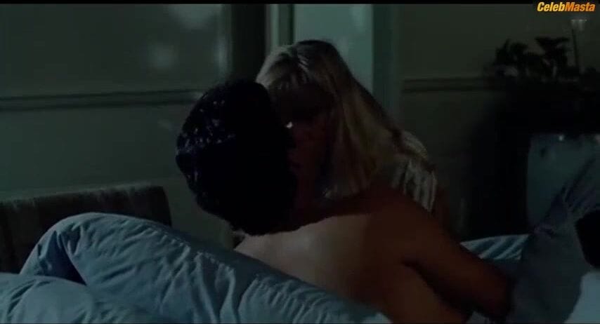 Barbara Crampton nude/sexy scene in Kidnapped