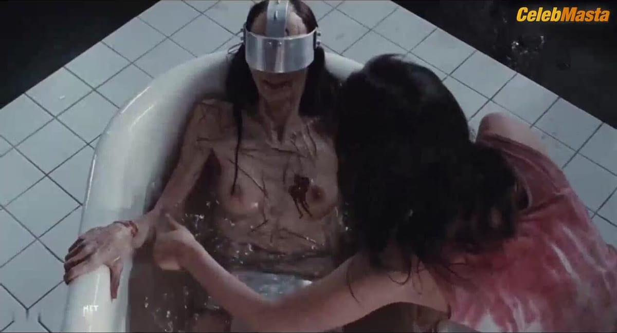 Morjana Alaoui in Martyrs