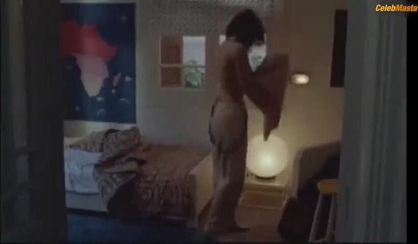 Betty Livanou nude/sexy scene in M' Agapas