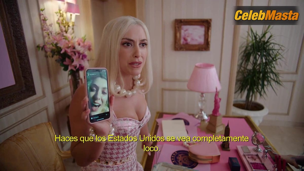 Tutu Vidaurre in Los Espookys