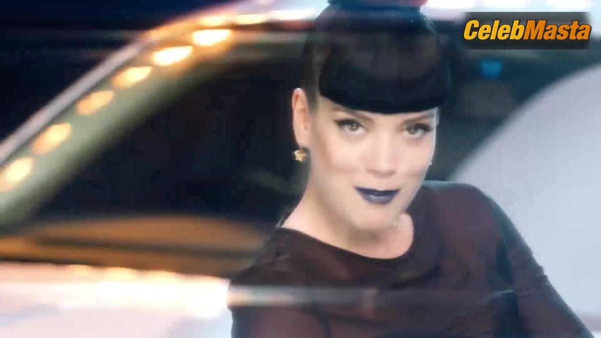 Lily Allen in Hard Out Here