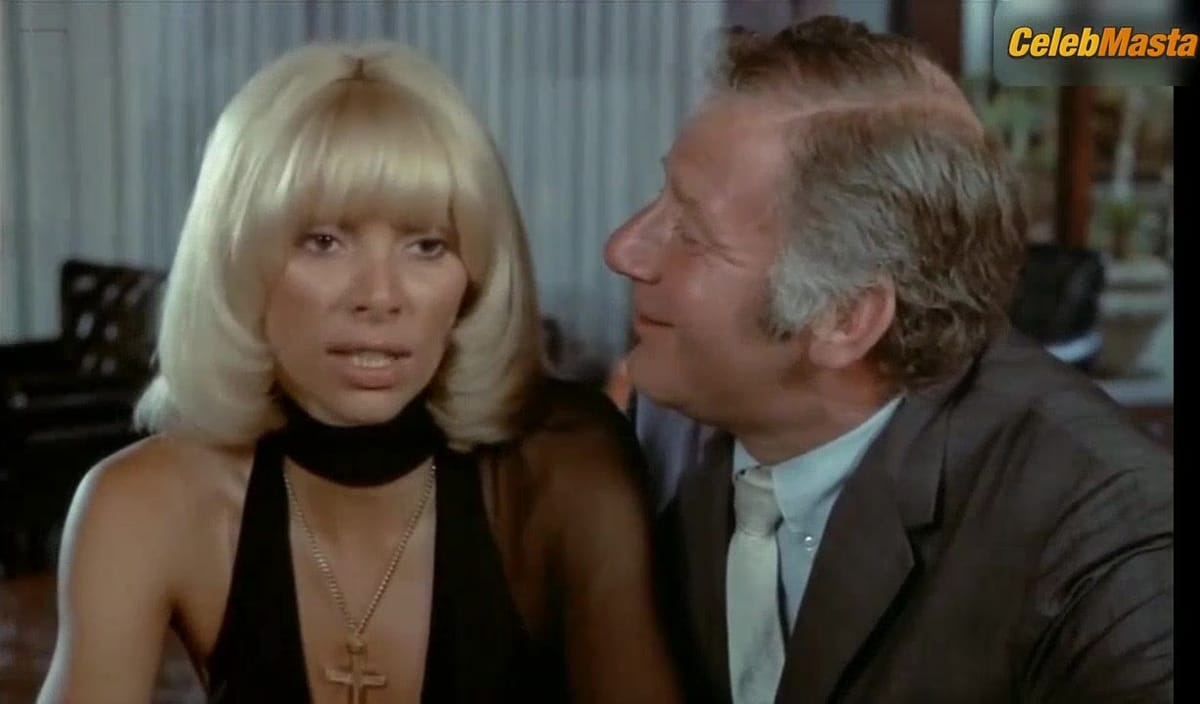Mireille Darc in La Valise