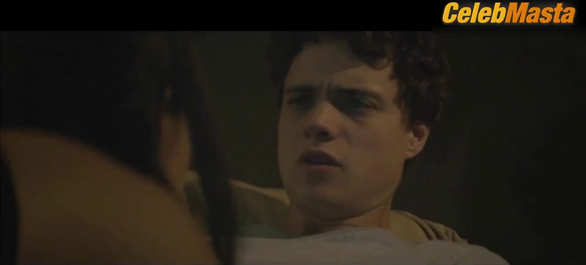 Tamara Duarte in Bottom Of The World (2017)