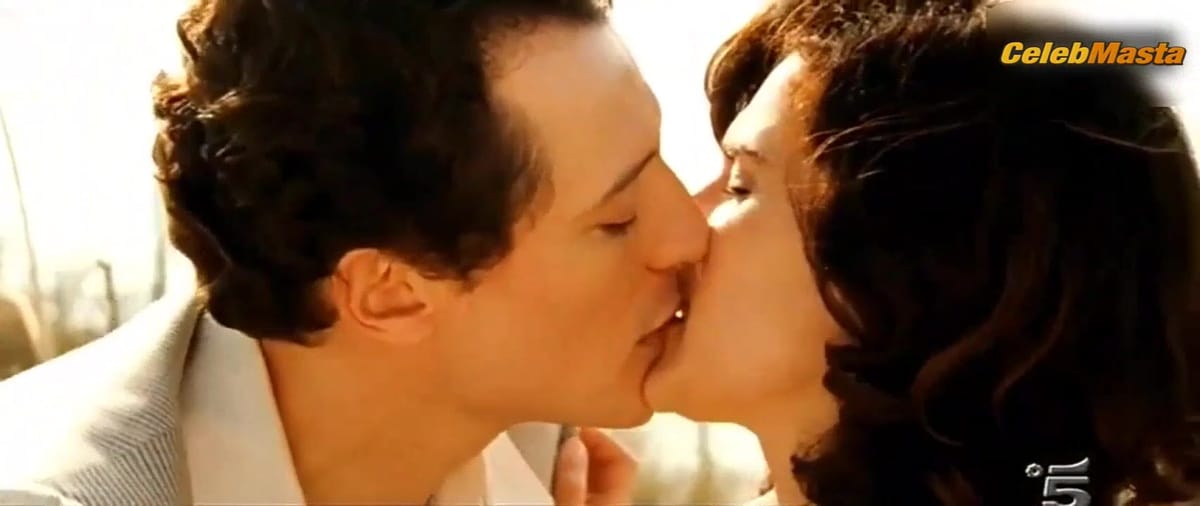 Maya Sansa in An Italian Romance