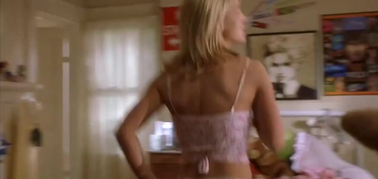Hot Britney Spears Goes Bare in Sex Tape Video