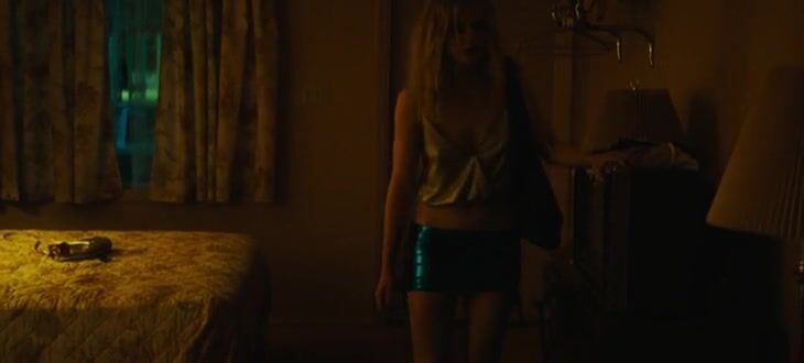Elle Fanning Nude Scene Showing Boobs in Galveston Movie