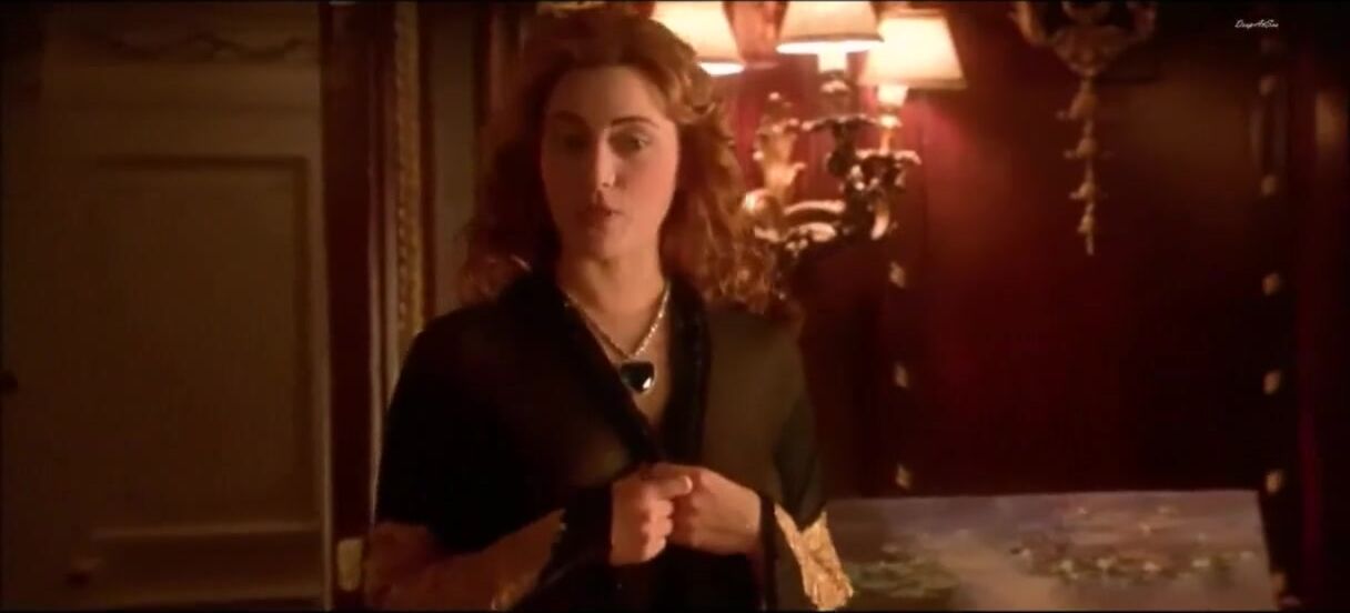 Hot Kate Winslet Ass & Pussy Video Compilation
