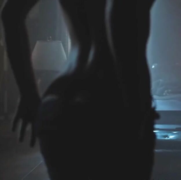 Hot Minka Kelly Ass & Tits in Titans Sex Scene Video