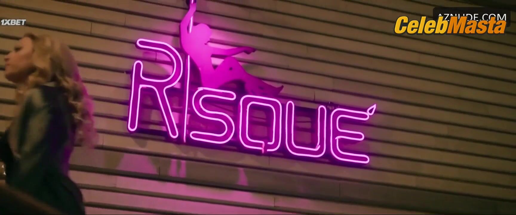 Leah Gibson Butt, Breasts Scene in Risque
