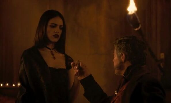 Topless Video Nude Scene of Eiza Gonzales in Dusk Till Dawn
