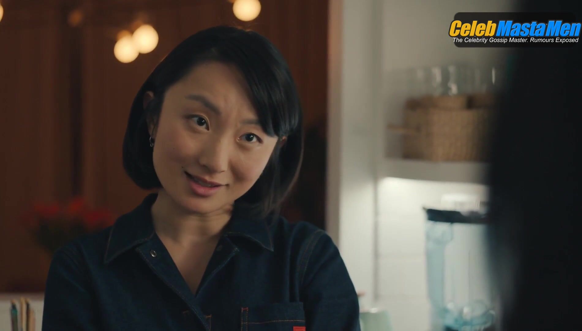 Abbi Jacobson and Poppy Liu Lesbian Scene in No Good Deed