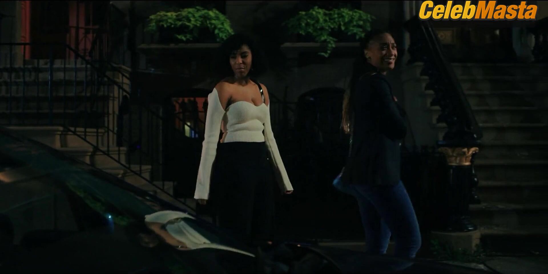 Jessica Williams Sexy Scene in Love Life